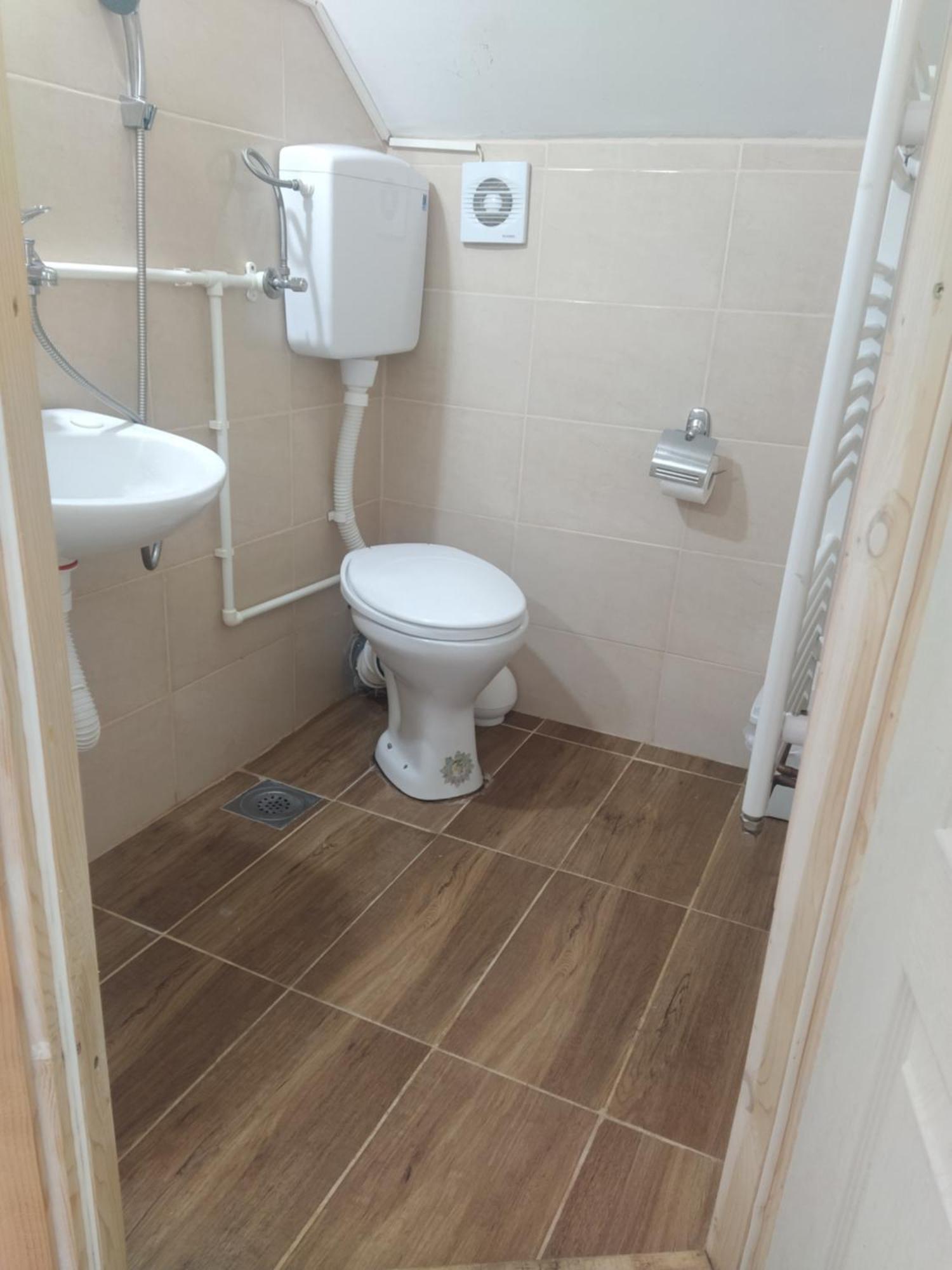 Domacinstvo Kod Gere Bed & Breakfast Crni Vrh Room photo